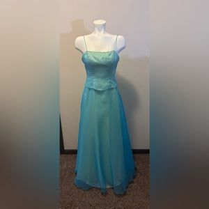 Women’s Blue/Green Formal Dress